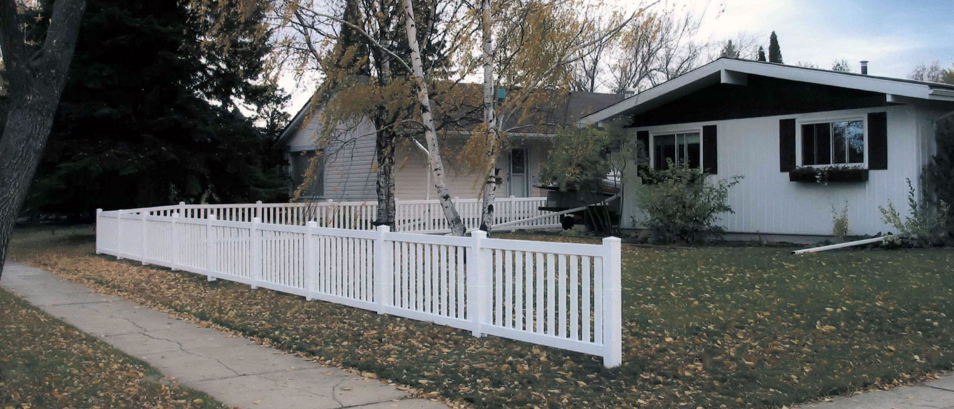 Vinyl Picket Fence